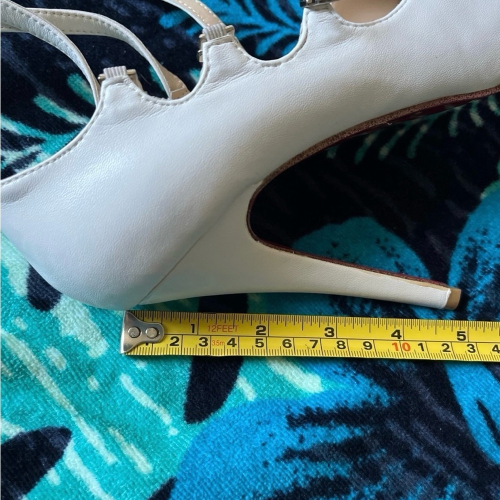 Heels Unbranded !!!! - Picture 7 of 9